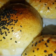 A picture of Burger bread.