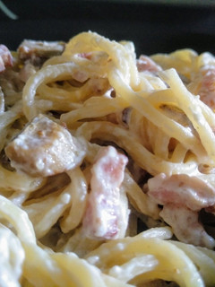 Una foto de Espaguetis carbonara fáciles
