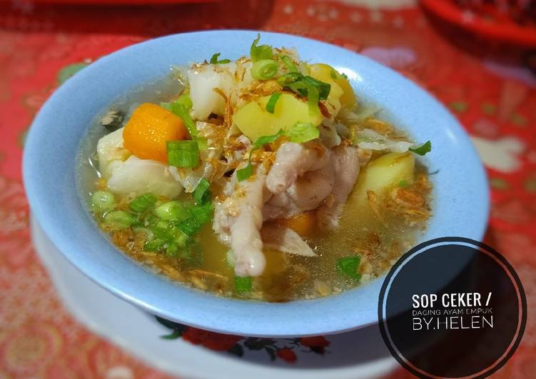 Bagaimana Menyiapkan Sup ceker ayam simpel dan seger yang Lezat Sekali