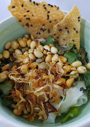 Hình của món Các món với hến (03): Mỳ hến.