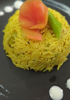 A picture of One pot vegetable rice.
