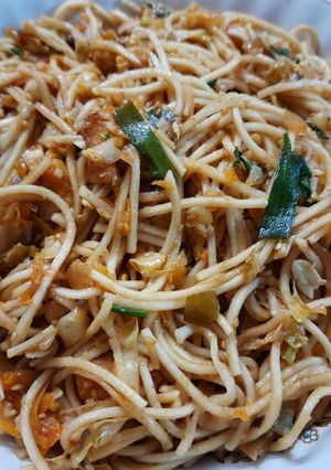 A picture of Spicy Thai veg Noodles.