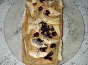 Una foto de budin de peras y avena