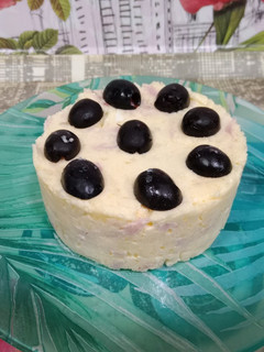 Una foto de Ensaladilla de patata con jamón York y manzana