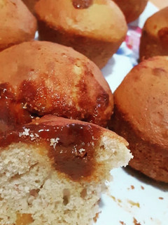 Una foto de Magdalenas de banana y dulce de leche