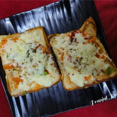 Bread Pizza A picture of Bread Pizza.