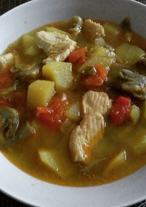 Una foto de Patatas guisadas con tintorera