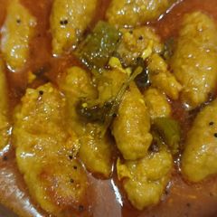 A picture of દૂધીના રસમુઠિયા.