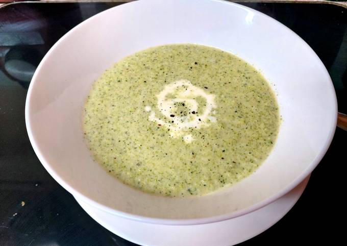 Yummy Food Mexico Food My Cheese & Broccoli Chowder 😉 Tasty Food Mexican Cuisine My Cheese & Broccoli Chowder 😉