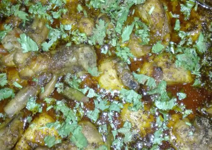 Chicken Tikka Masala Karahi with Coal Dum