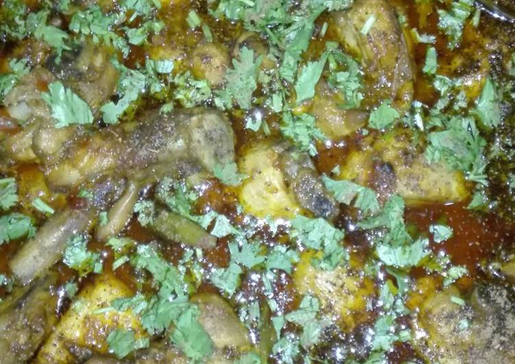 Simple Way to Prepare Quick Chicken Tikka Masala Karahi with Coal Dum