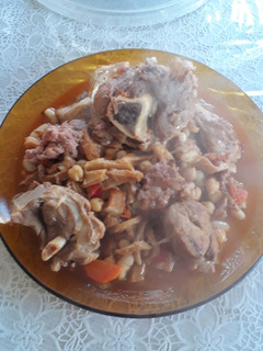 Una foto de Cazuela de mondongo con patitas de cerdo