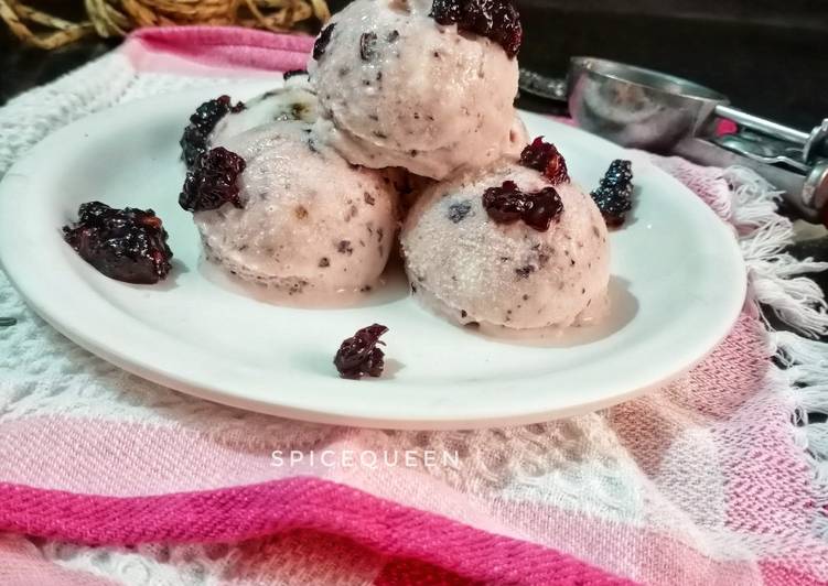 How to Prepare Speedy Blackcurrant Frozen Yoghurt Ice cream