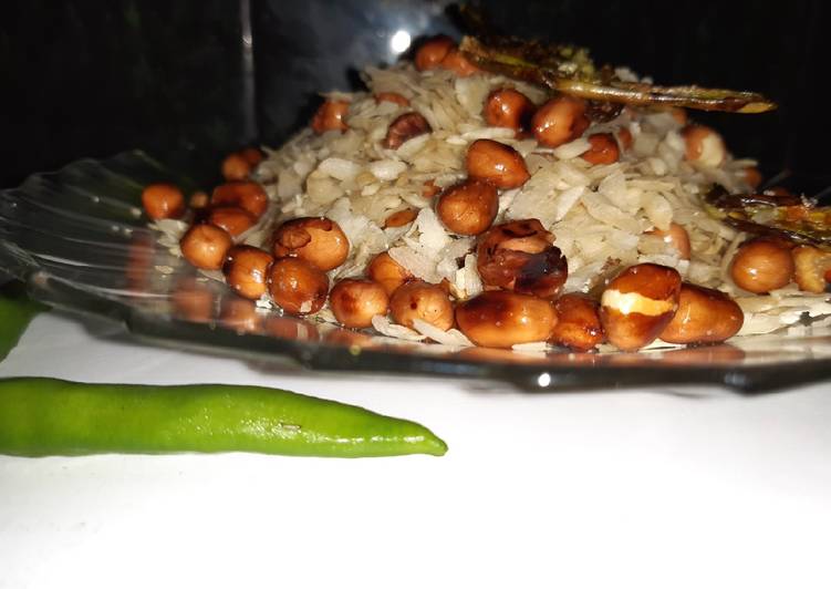 Steps to Make Any-night-of-the-week Spicy garlic groundnuts chiwda