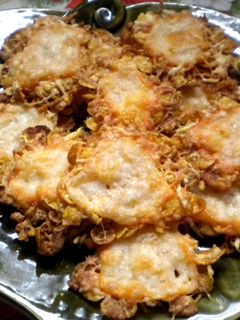 Sajtos kukoricapehelychips (Gluténmentesen is) recept fotója