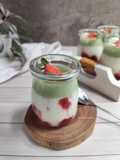 Silky pudding strawberry matcha latte