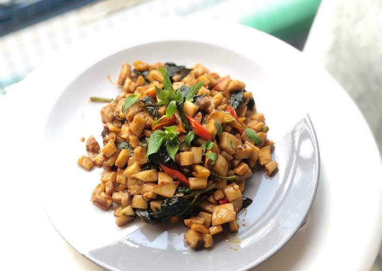 เห็ดออรินจิผัดพริกเผา