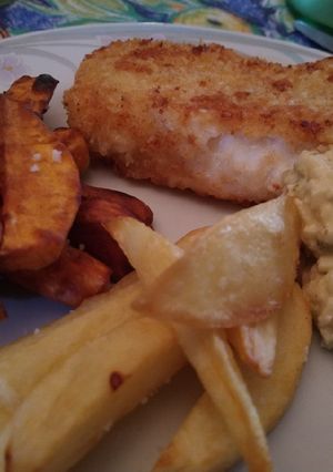 Una foto de Pescado y papas fritas (fish & chips)
