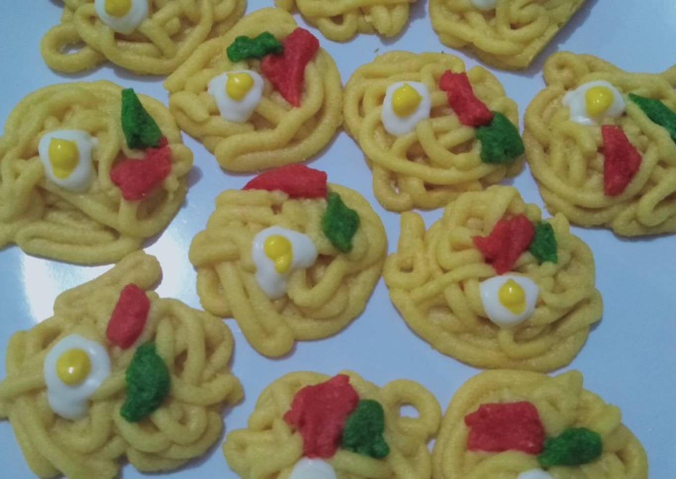 Kue kering indomie goreng