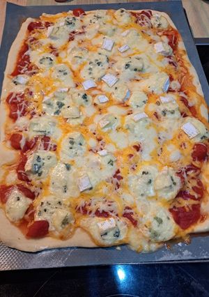 Une photo de Pizza 4 fromage