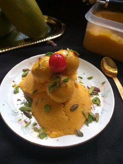 मैंगो आइसक्रीम (Mango ice cream recipe in Hindi) रेसिपी मुख्य फोटो