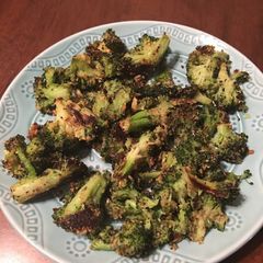 A picture of Roasted Broccoli.