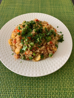Una foto de Paella de quinoa