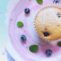 A picture of Blueberry lemon cupcakes.