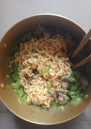 Hình của món Mướp hương xào thịt.