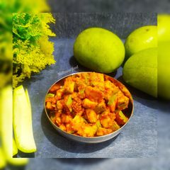 A picture of Instant Raw Mango Pickle.