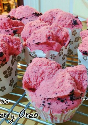 Foto resep BOLU KUKUS STRAWBERRY OREO