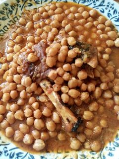 صورة لوصفة كرعين بالحمص