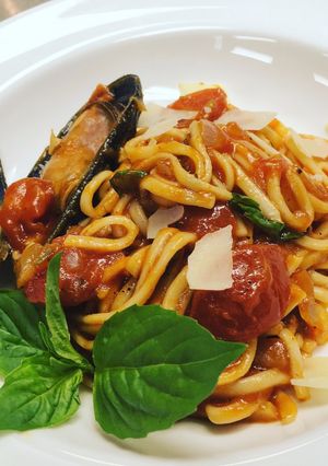 A picture of Mussels Marinara.