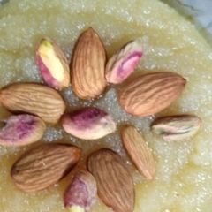 A picture of Sunday Special : Suji ka Halwa.