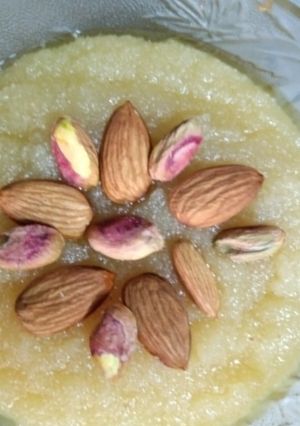 A picture of Sunday Special : Suji ka Halwa.