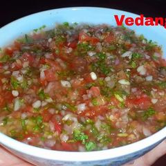 A picture of Tangy, Spicy & Sweet Chutney in Pull Up Chopper.