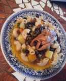 Porotos negros con cochayuyo