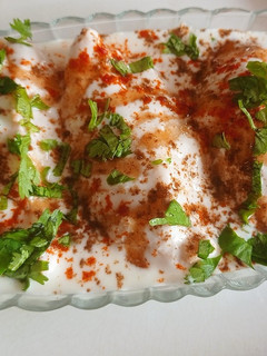 दही वड़े(dahi vade recipe in hindi) रेसिपी मुख्य फोटो