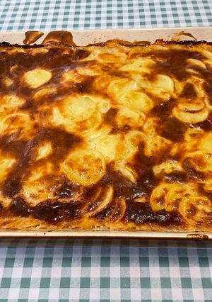 Une photo de Gratin de pommes de terre au vacherin mont d’or et bleu d’auvergne