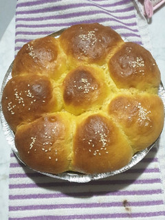 A picture of Pumpkin bread with chocolate filling.