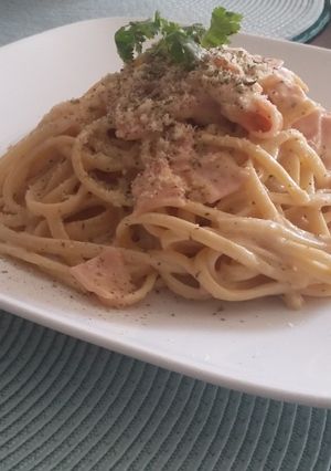 Una foto de Tallarines a lo alfredo