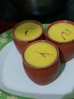 मैंगो फिरनी (mango phirni recipe in hindi) रेसिपी मुख्य फोटो