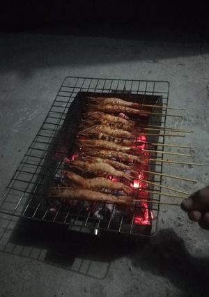 Hình của món Tôm nướng sate.