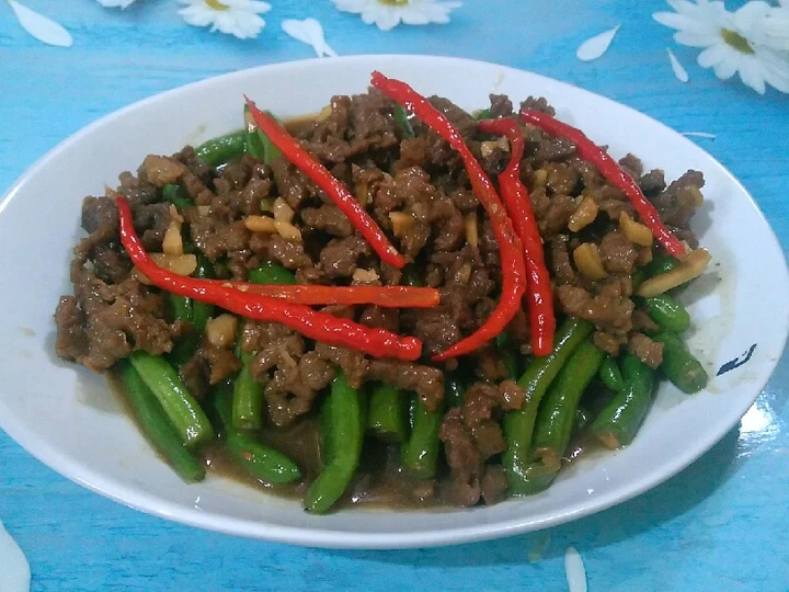 Langkah Gampang Menyiapkan Resep  Tumis buncis daging cincang yang Menggugah Selera, Lezat Sekali