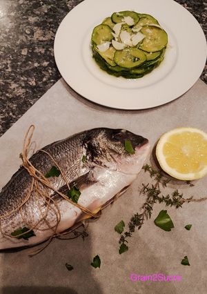 Une photo de Daurade grillée au thym & courgettes