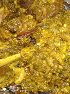A picture of Palak mutton.
