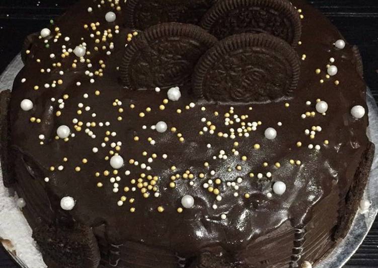 Steps to Make Homemade Chocolate Oreo cake