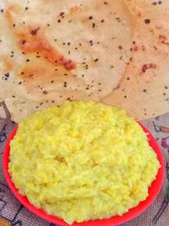 मूंग दाल की खिचड़ी(Moong Dal ki khichdi recipe Hindi) रेसिपी मुख्य फोटो