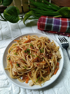 Foto resep Spaghetti goreng tek-tek bumbu indonesia