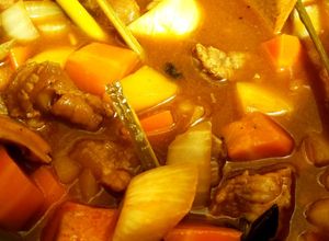 Hình của món Bò sốt vang.